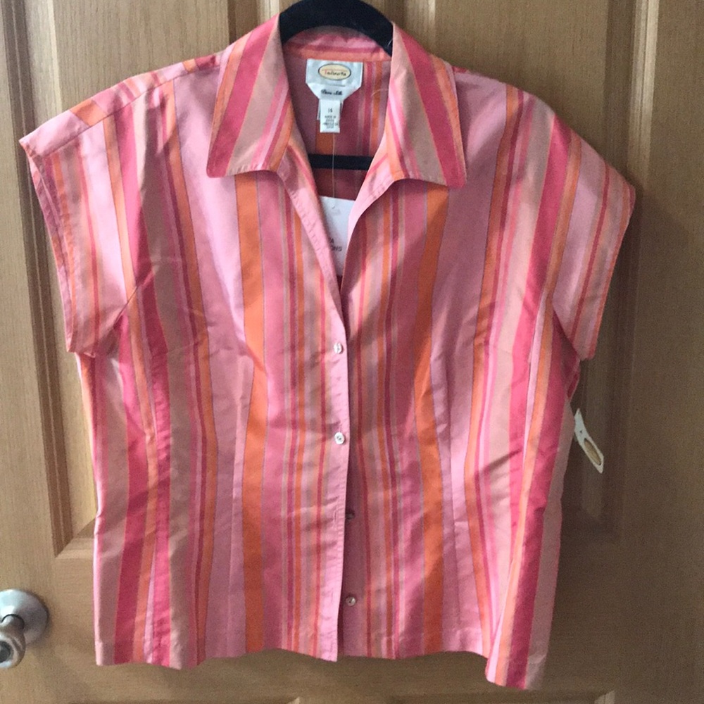 Short sleeve blouse